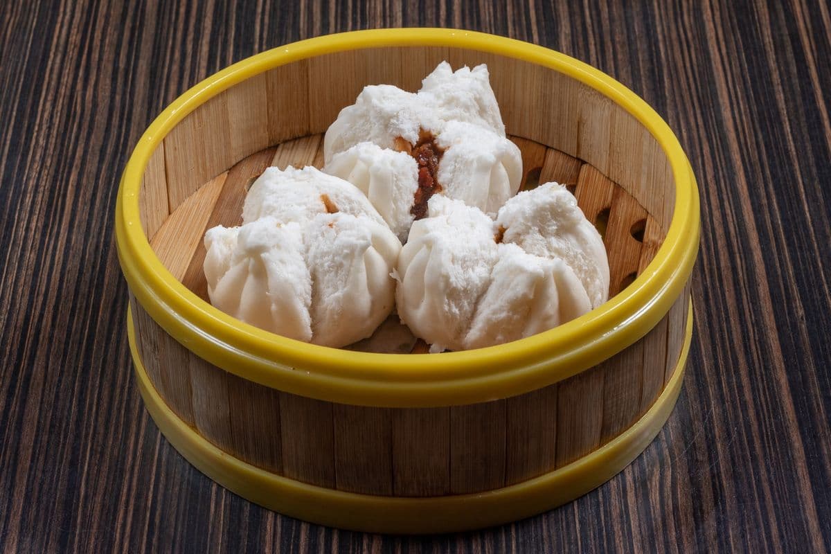 27. Barbeque Pork Bun (3 pcs)