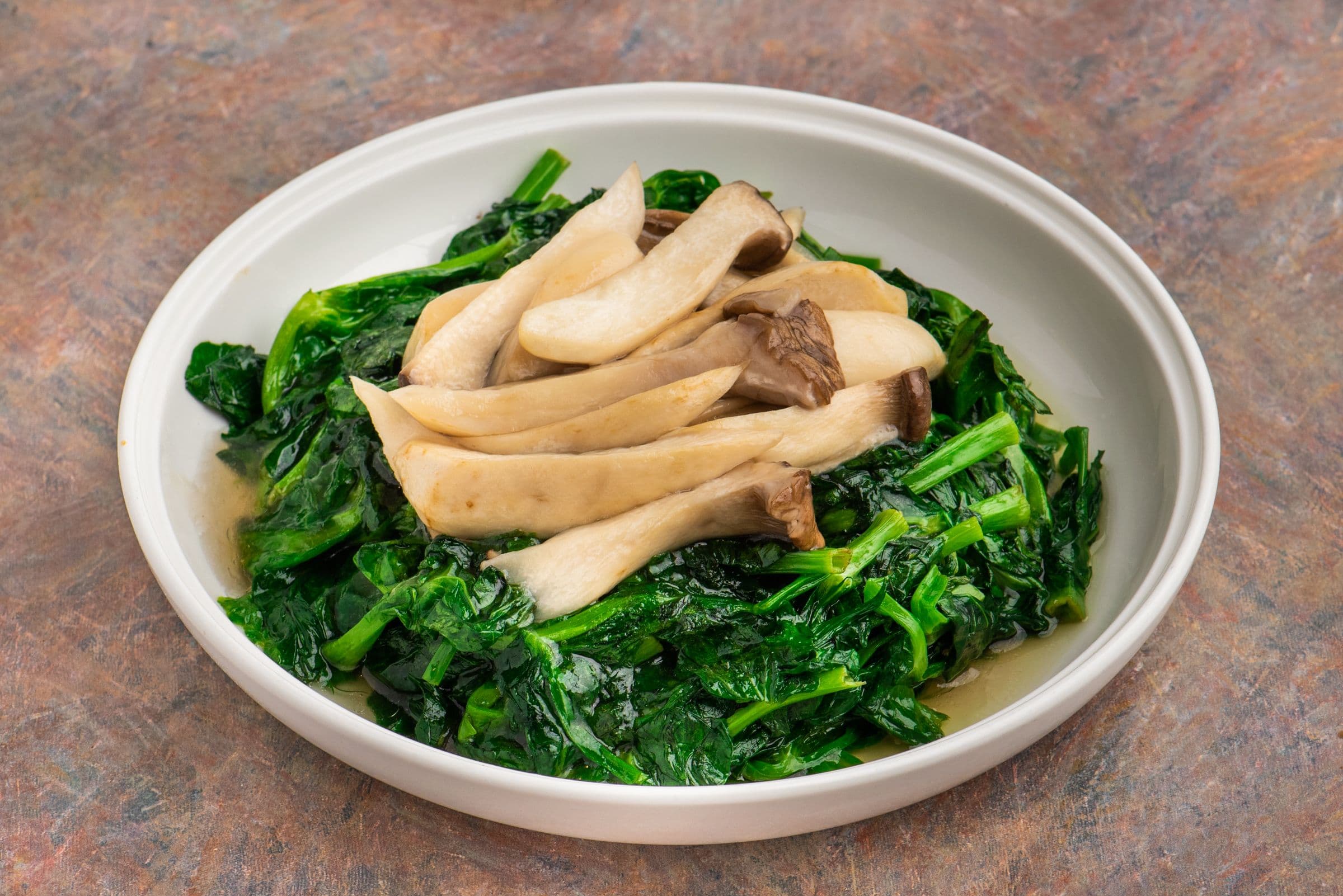 748. King Mushrooms with Pea Shoots