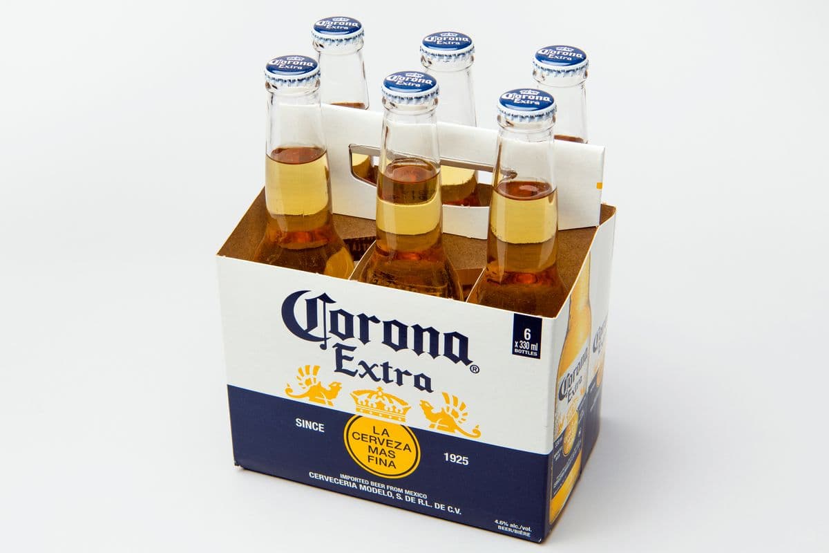 Corona (6-Pack) (4.6% ABV)