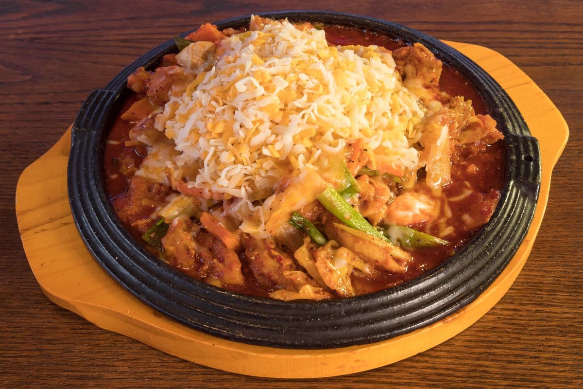 Spicy Stir-Fried Chicken with Cheese