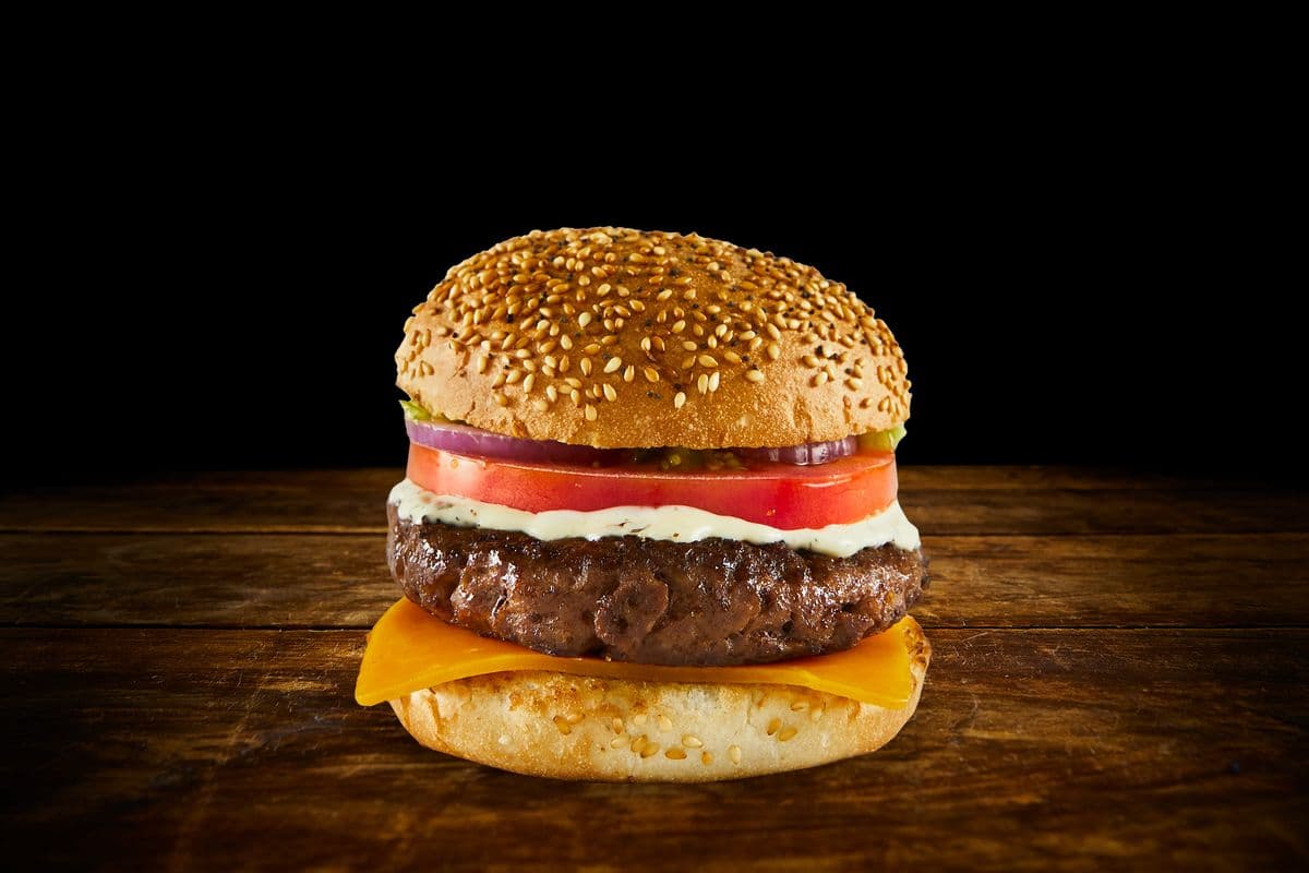 Signature Cheeseburger