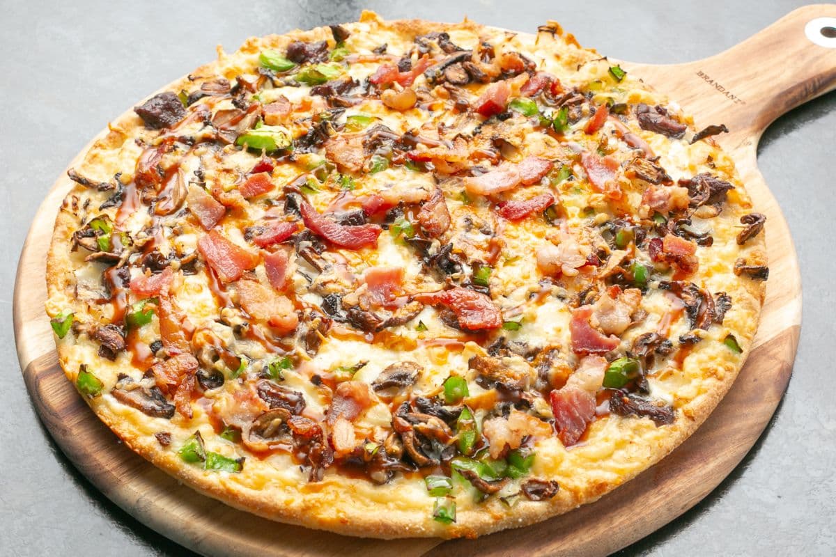 10" Philly Cheesesteak Pizza (Small (10"))