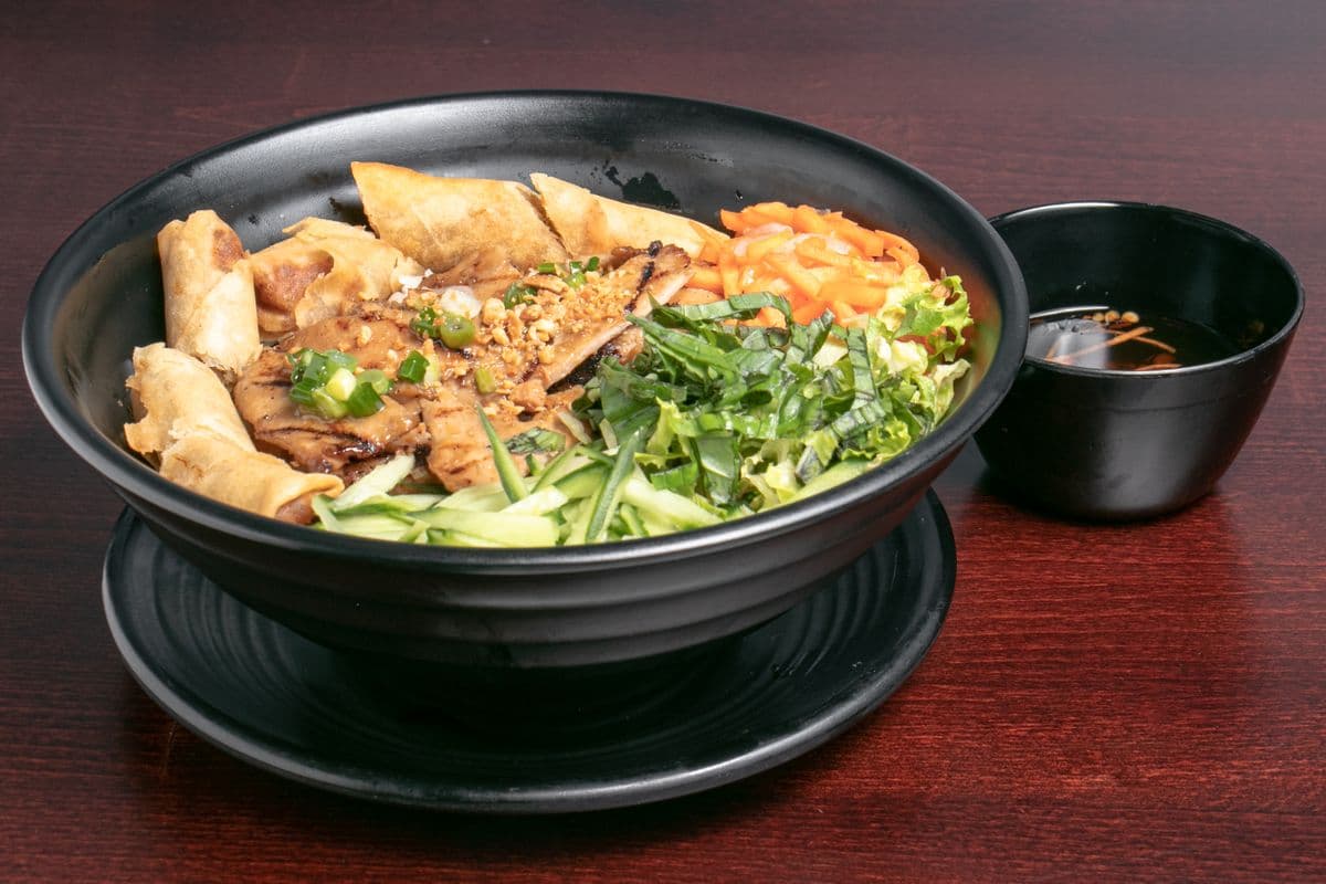 Cuty's Grilled Meat and Spring Roll Vermicelli - Bun Thit Nuong Cha Gio