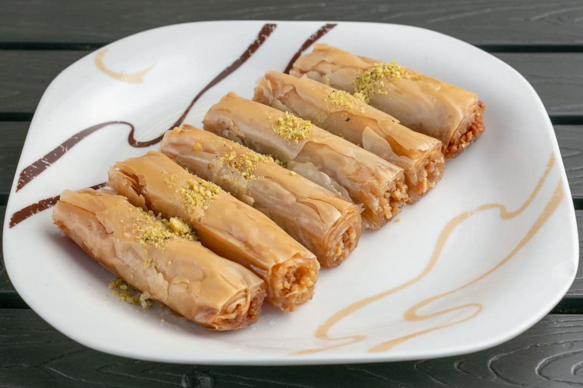 Baklava (6 pcs)