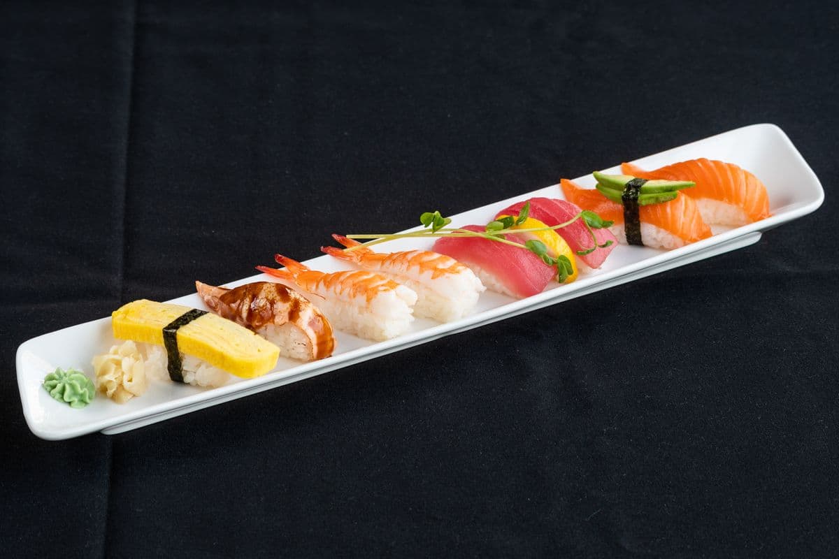 Nigiri Combo (8 pcs)
