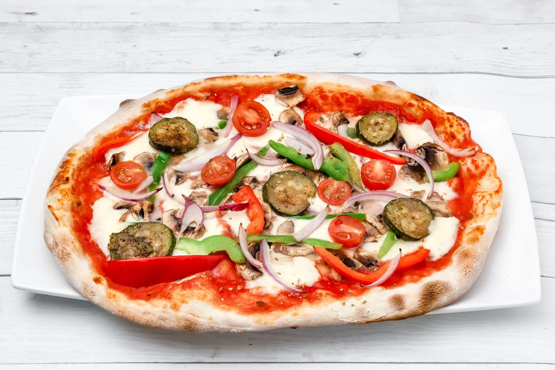 Pizza extra-large végétarienne / Extra-Large Vegetarian Pizza