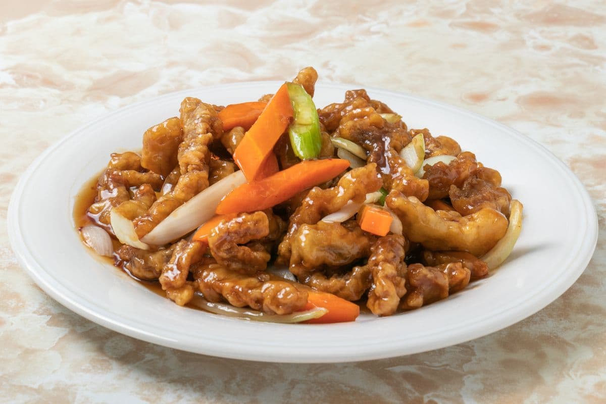 80. Ginger Beef (Hot)
