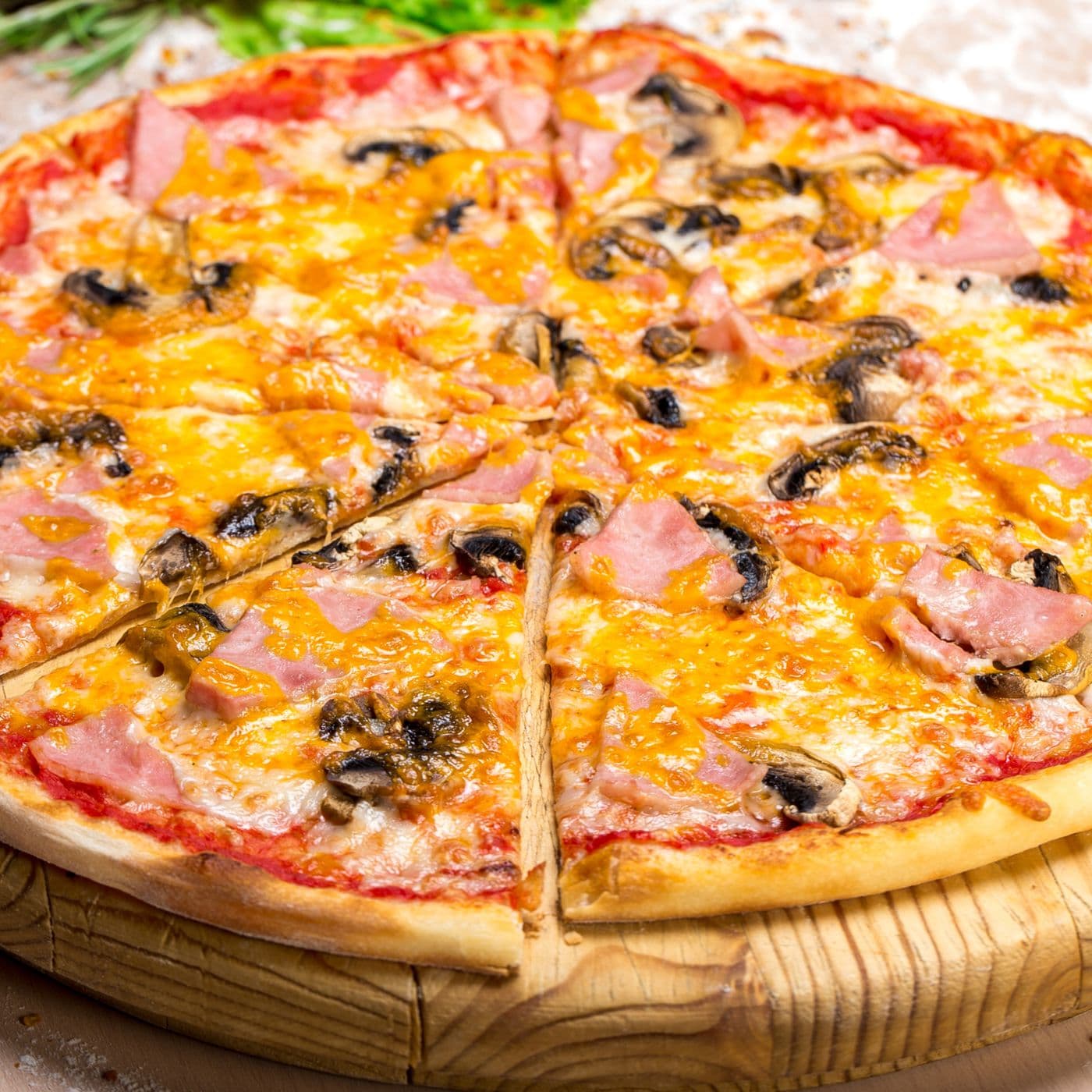 Say Cheese Pizza and Poutine