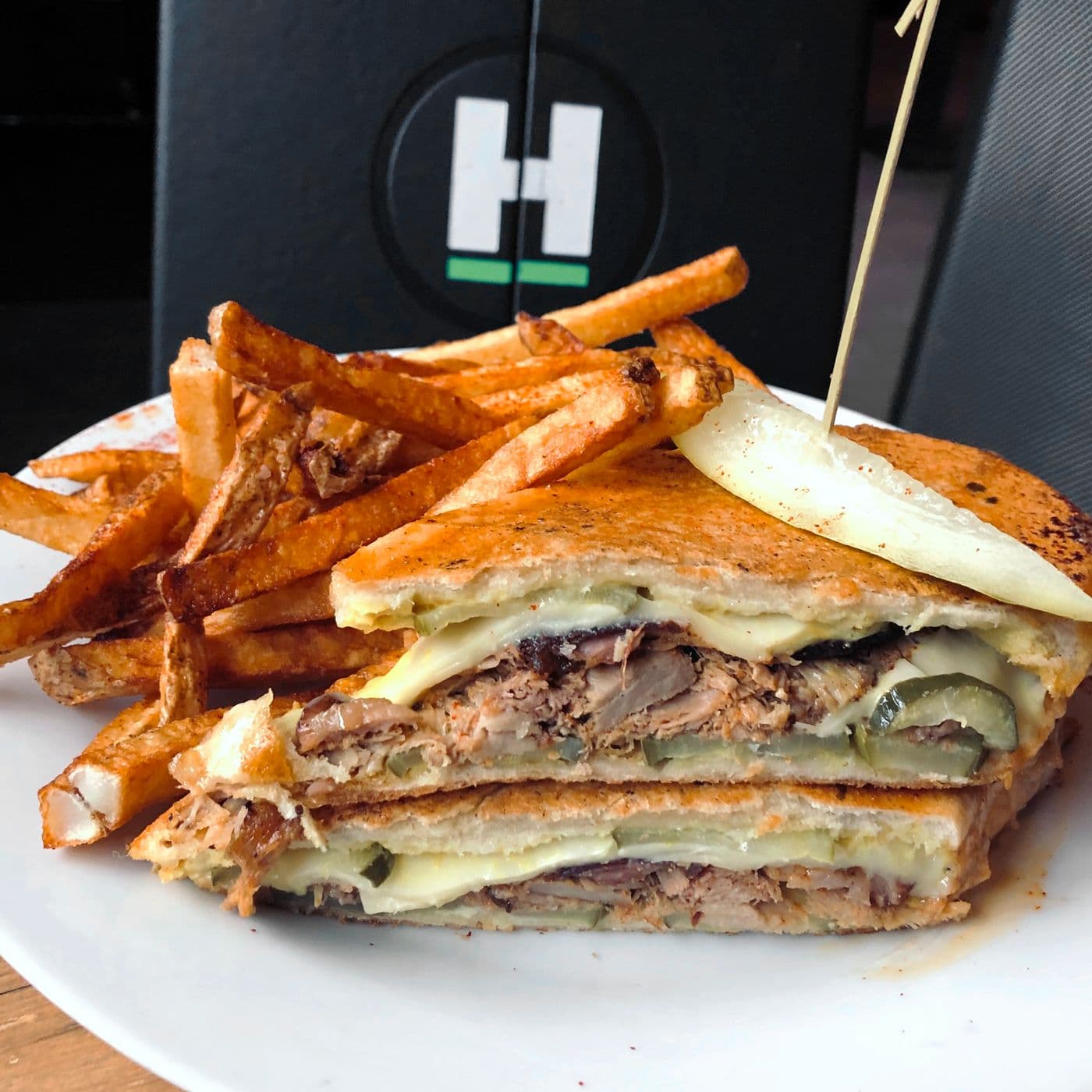 Hooligans Restaurant
