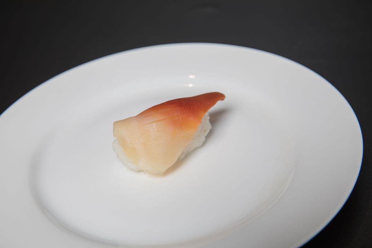 Hokkigai Sushi