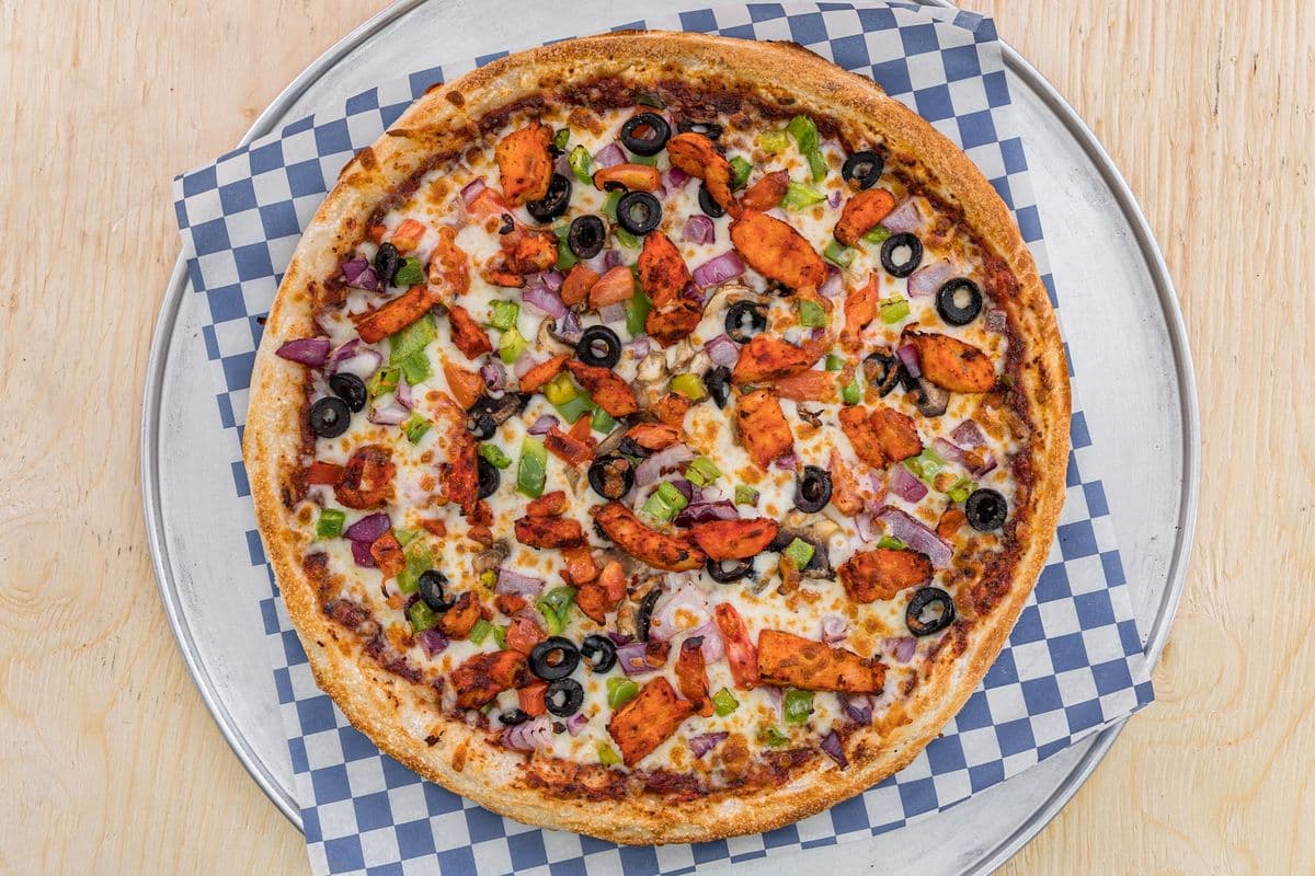 14" Large Tandoori Chicken Pizza