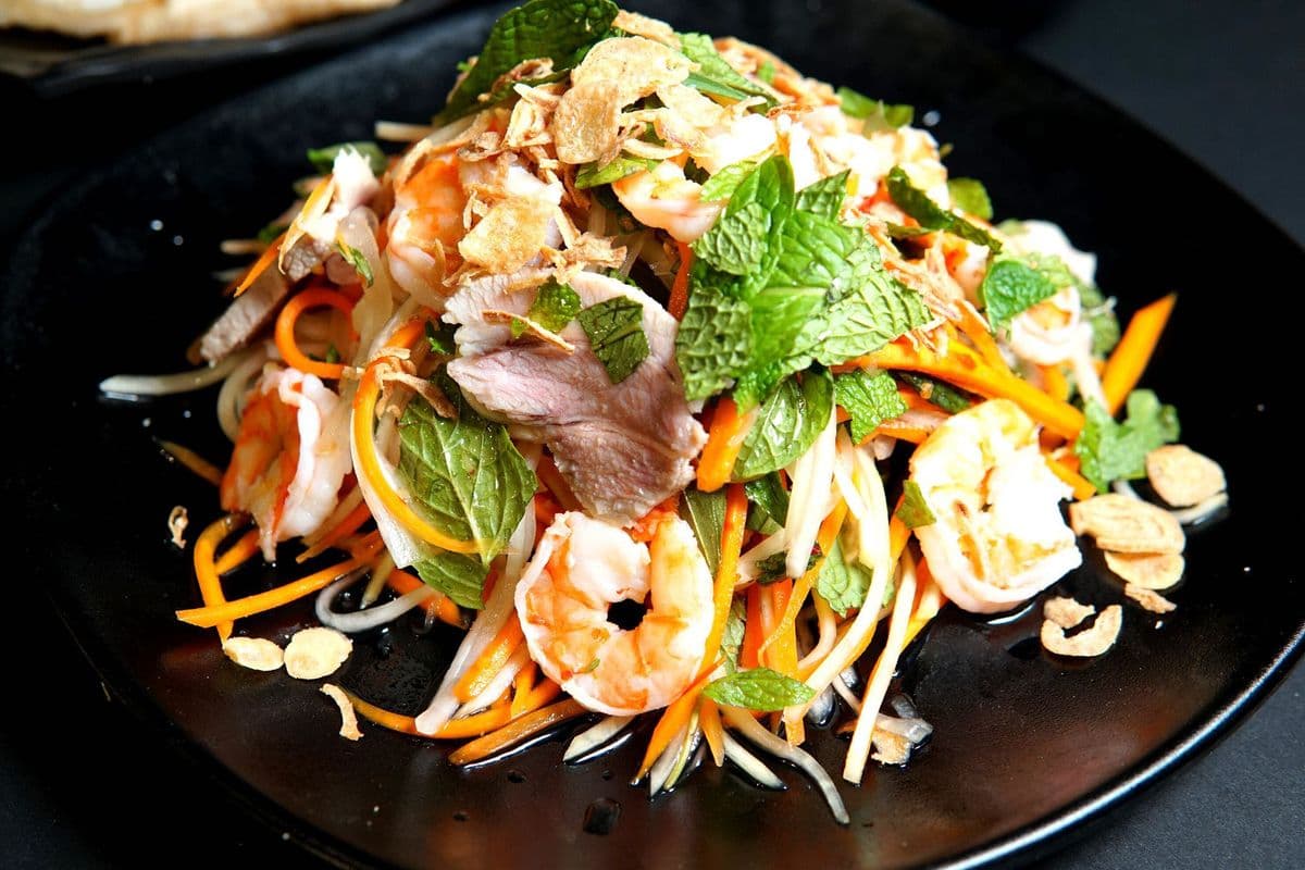 Shrimp Mango Salad / Goi Xoai Tom