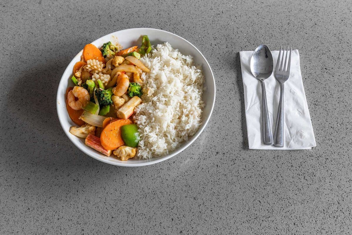 S72C. Stir Fried Curry Seafood and Vegetables