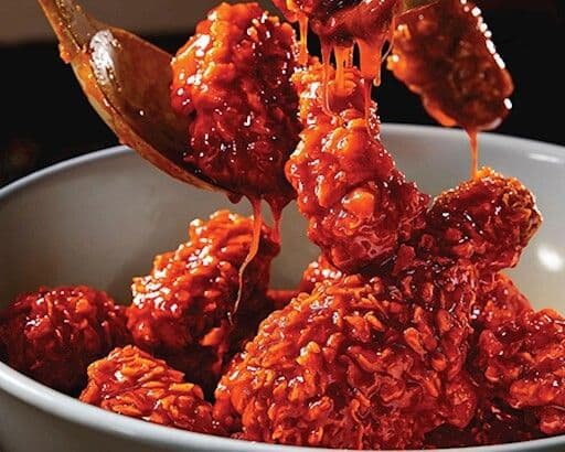 HOT SPICY CHICKEN - BONELESS
