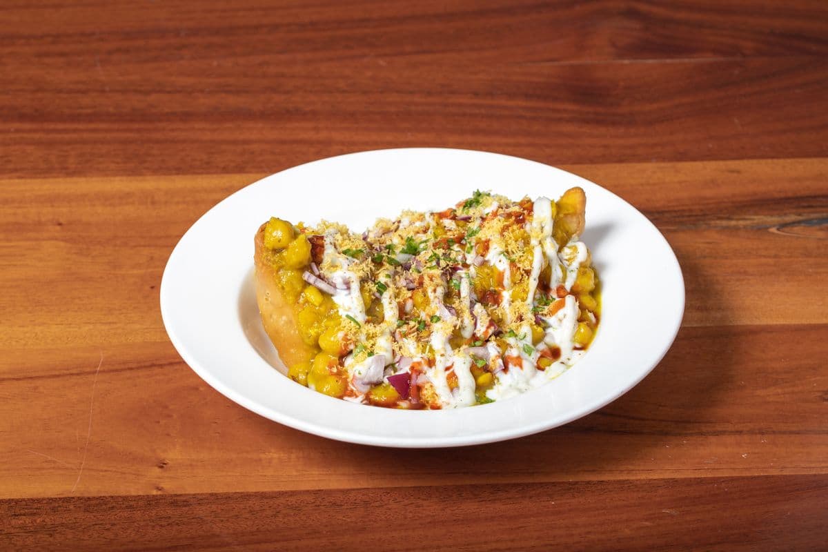 Samosa Chaat (2 pcs)