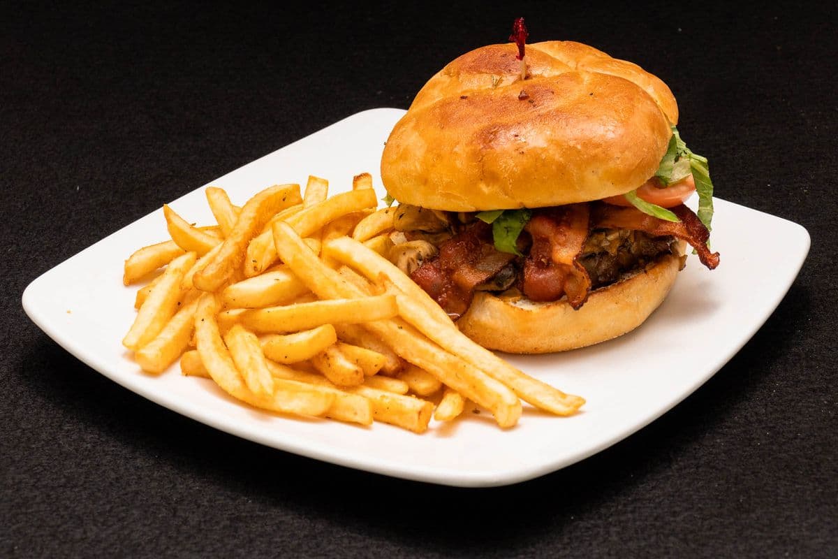 Trio Burger - Lunch