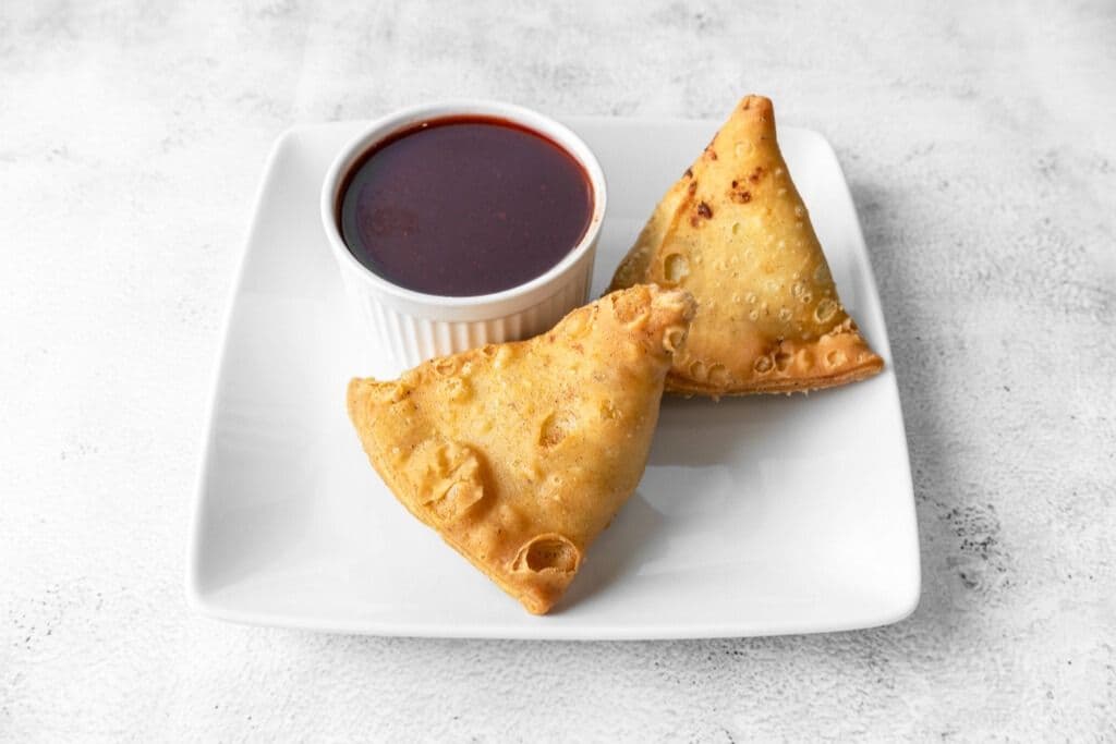 Vegetable Samosa (2 pcs)