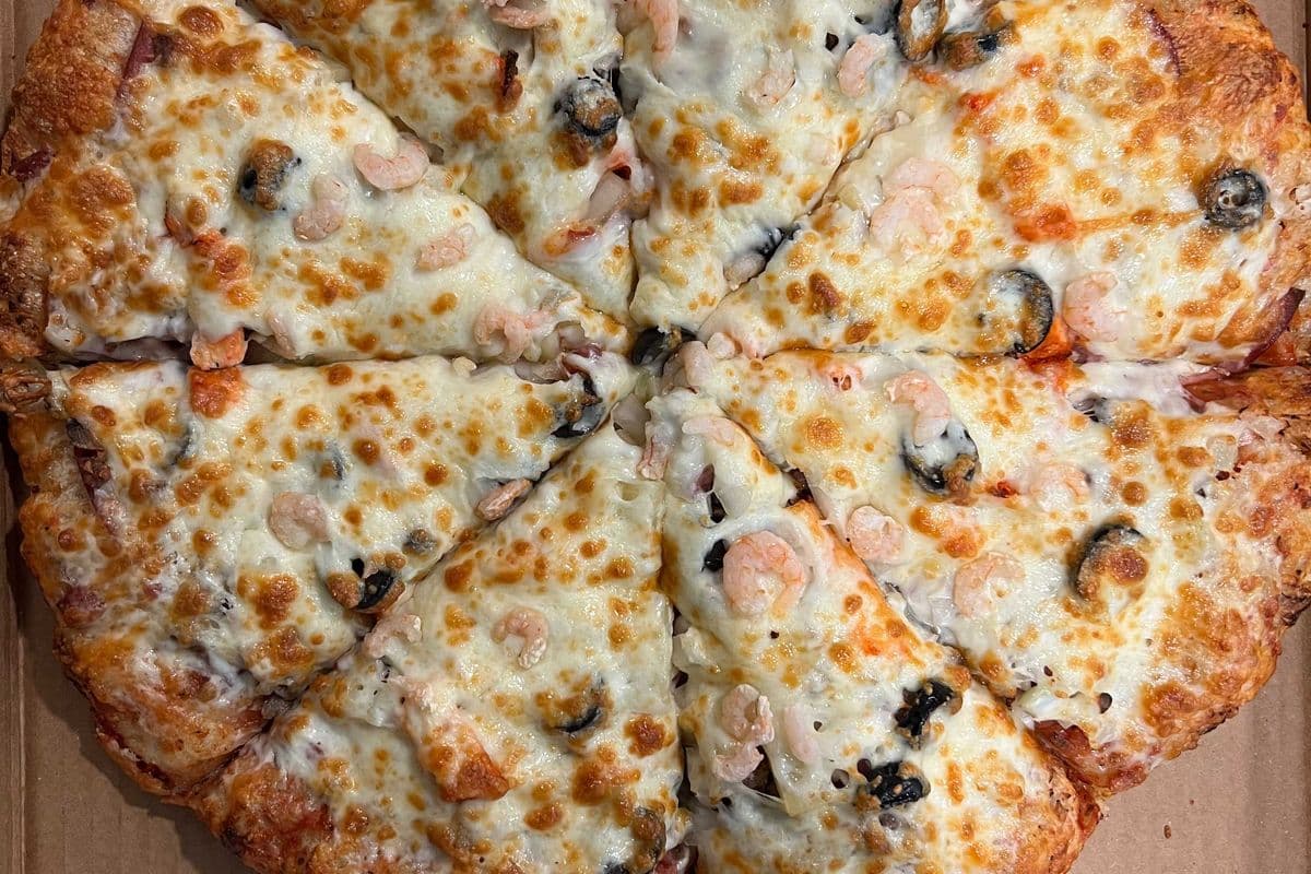 Sea Food Special Pizza