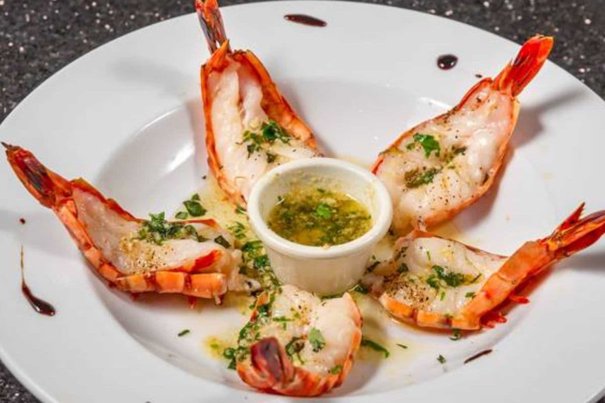 Gamberoni Alla Cesare (Butterflied Prawns)