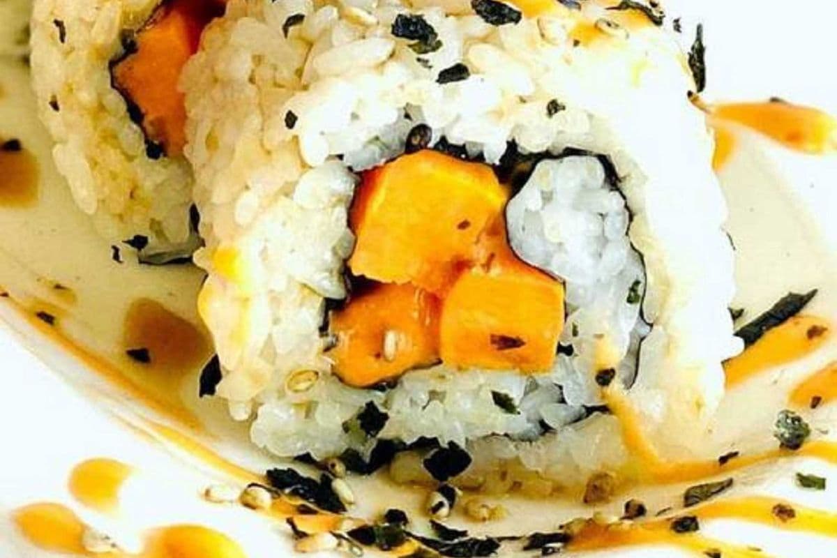 Yam and Asparagus Tempura Roll (8 pcs)