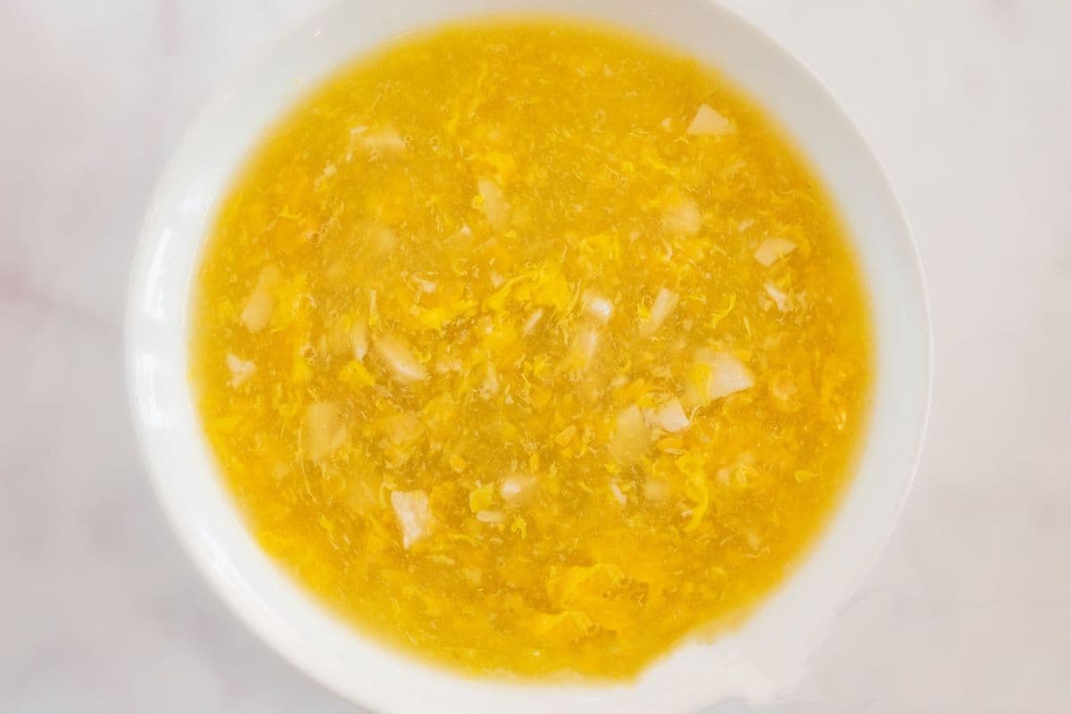 Creamy Corn Soup with Minced Chicken