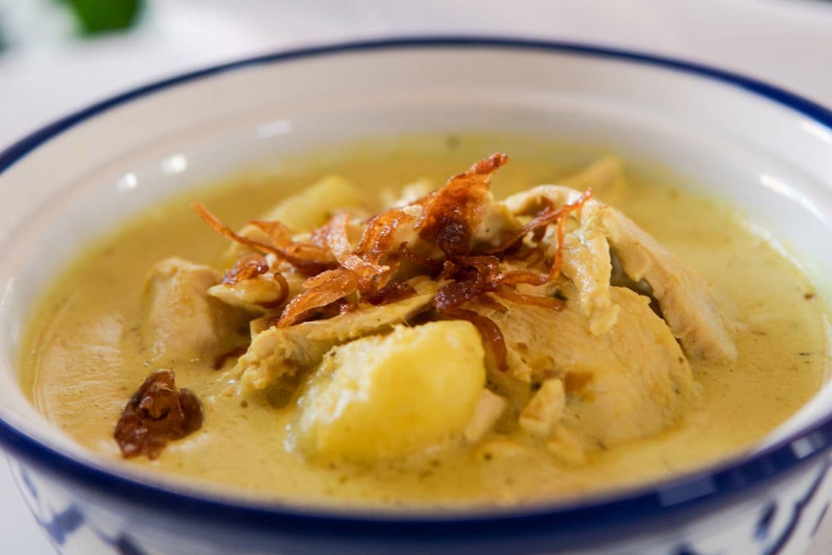 Yellow Curry with Chicken