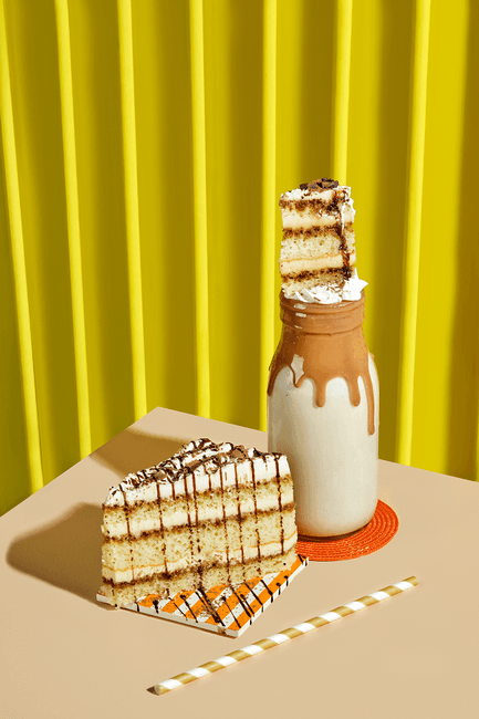 STK TIRAMISU SHAKE CAKE