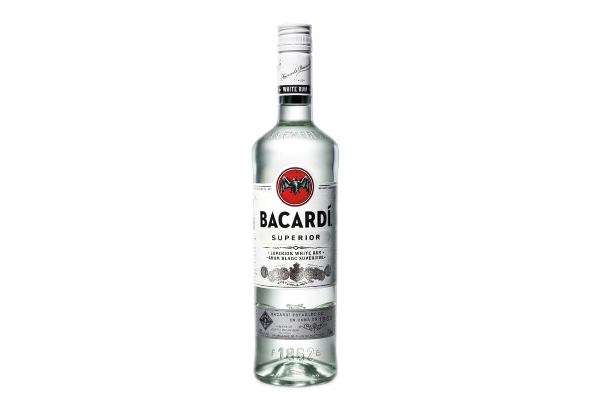 Bacardi White (1 x 750ml bottle)