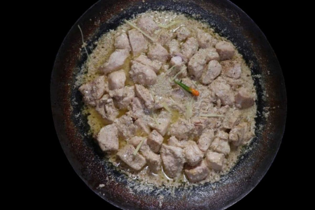 Chicken White Karahi (Boneless) (Full)