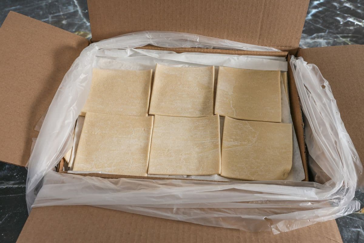 Puff Pastry Squares (120 per box)