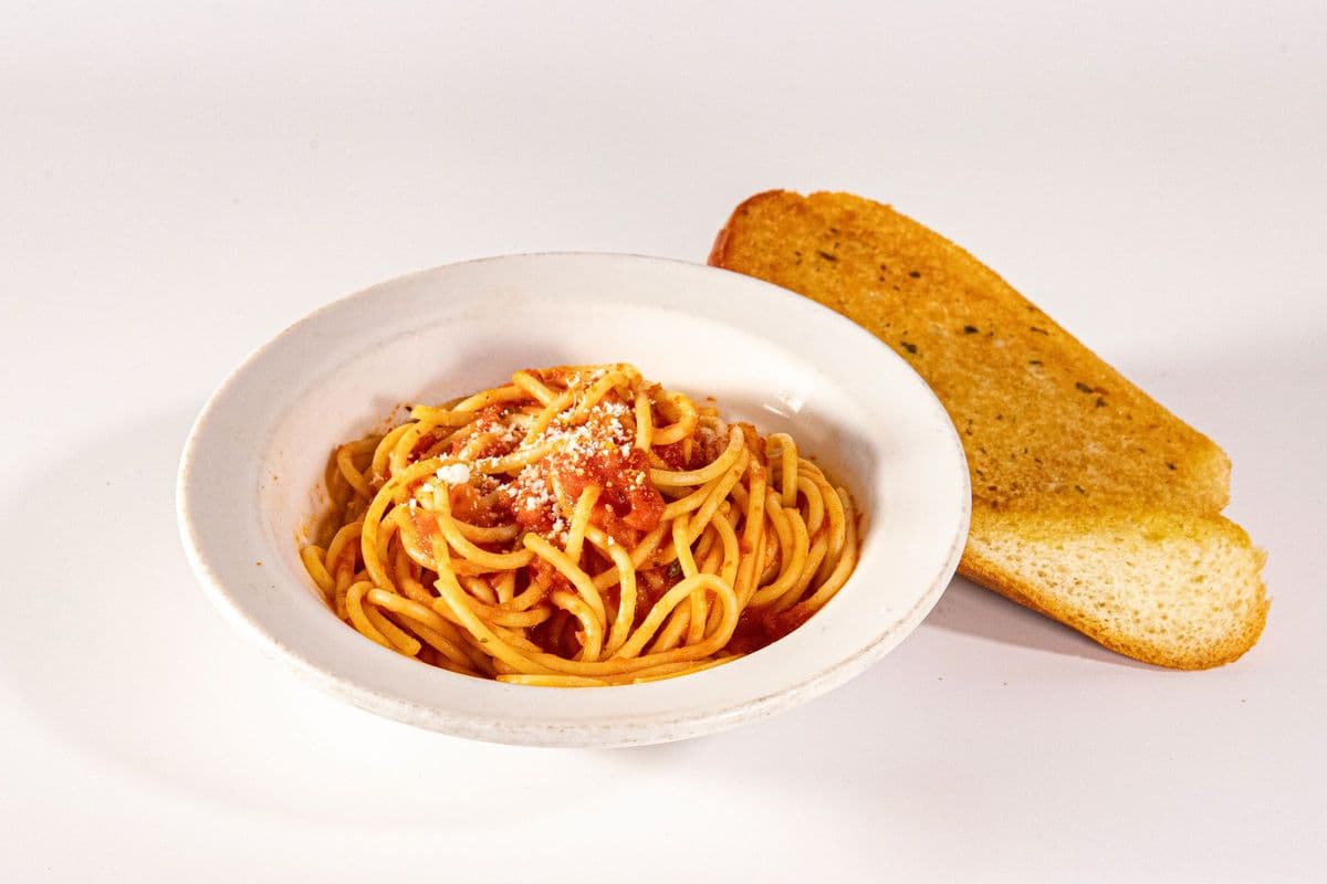 Kids Spaghetti Pomodoro