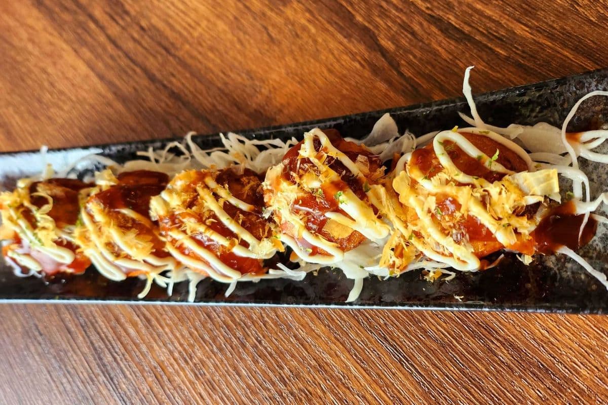 A8. Takoyaki (5 pcs)
