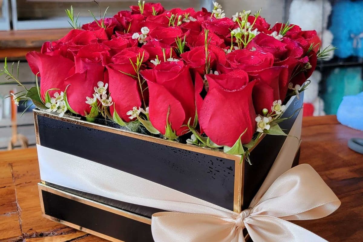 Golden Rose Box (Large)