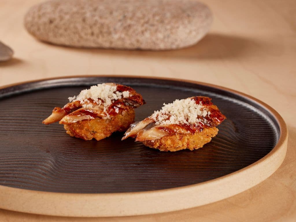 Mini Eel Pizza (4pcs)