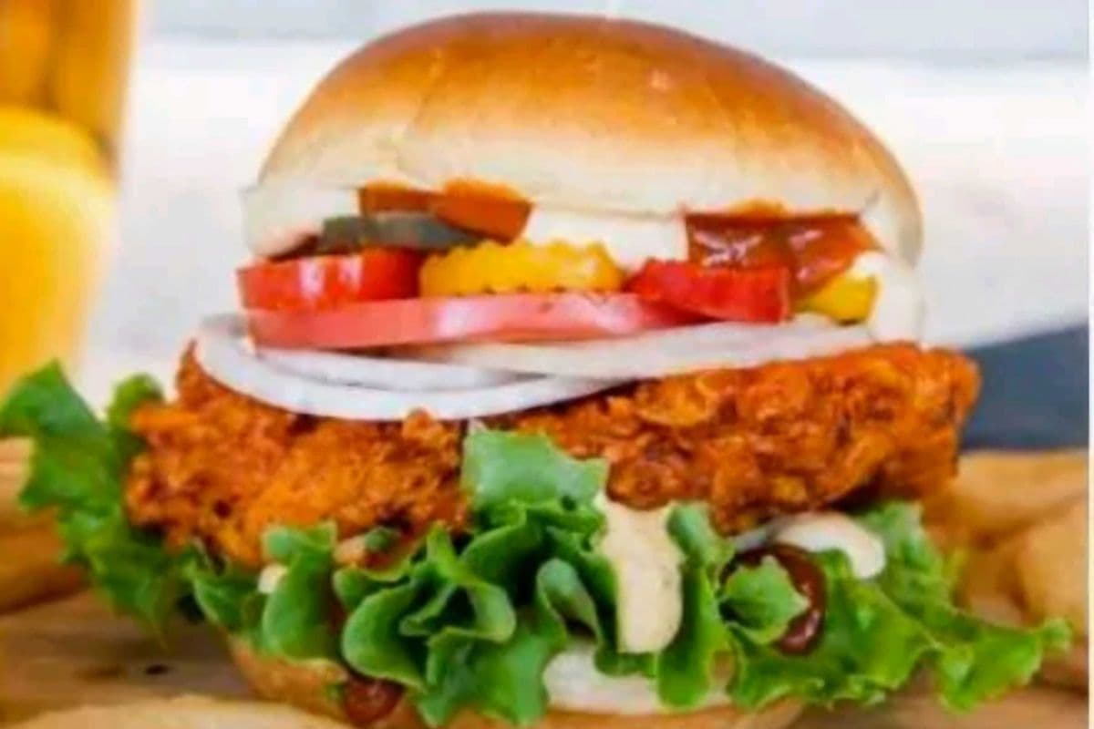 Zesty Fried Chicken Burger