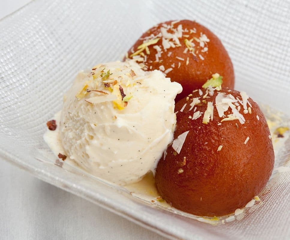 Gulab Jamun With Vanilla Ice Cream
