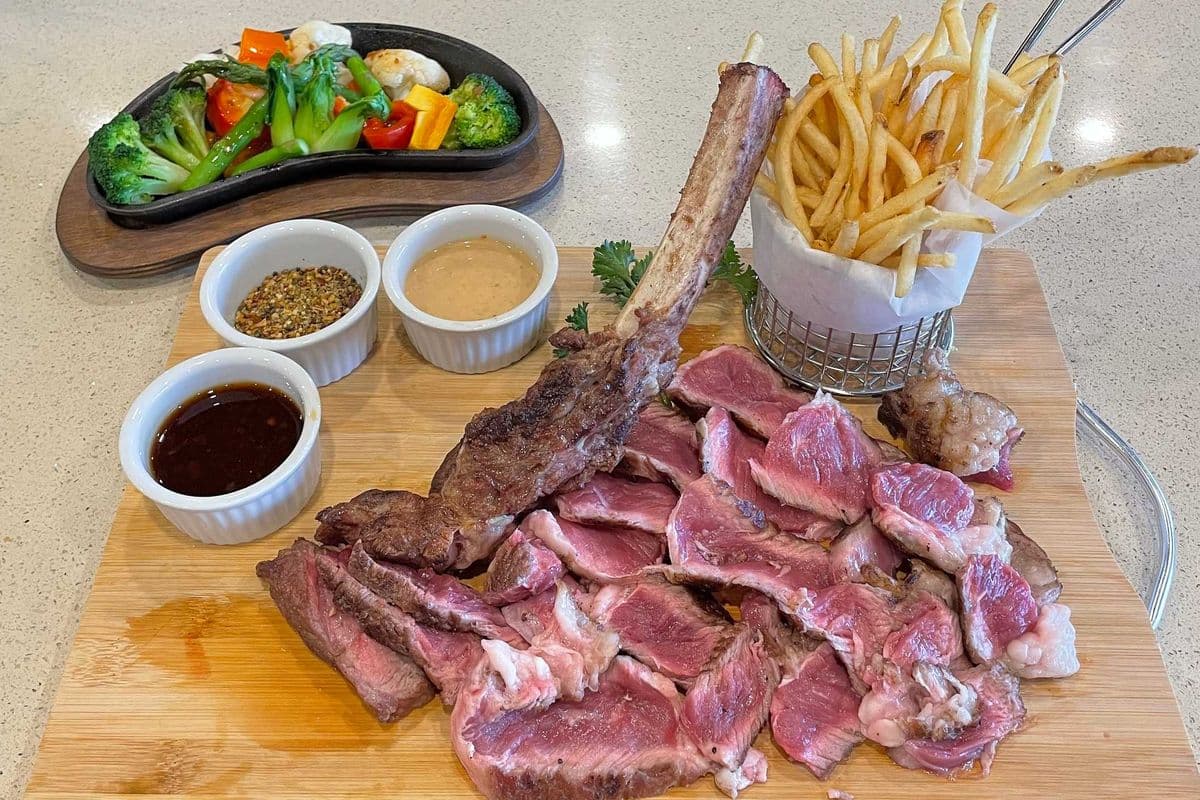 25oz Tomahawk