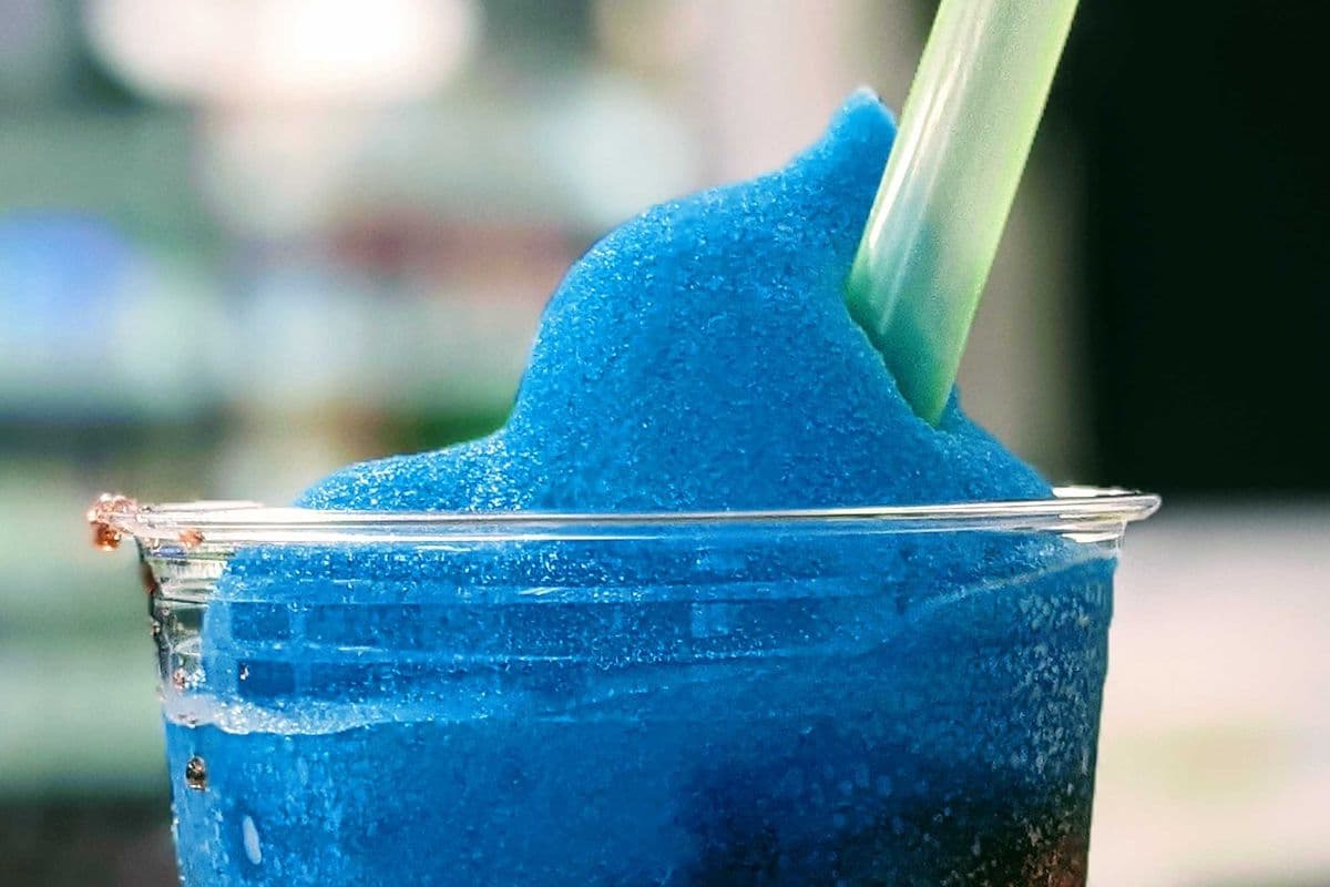 $3.00 LARGE SLUSH (20 0Z)