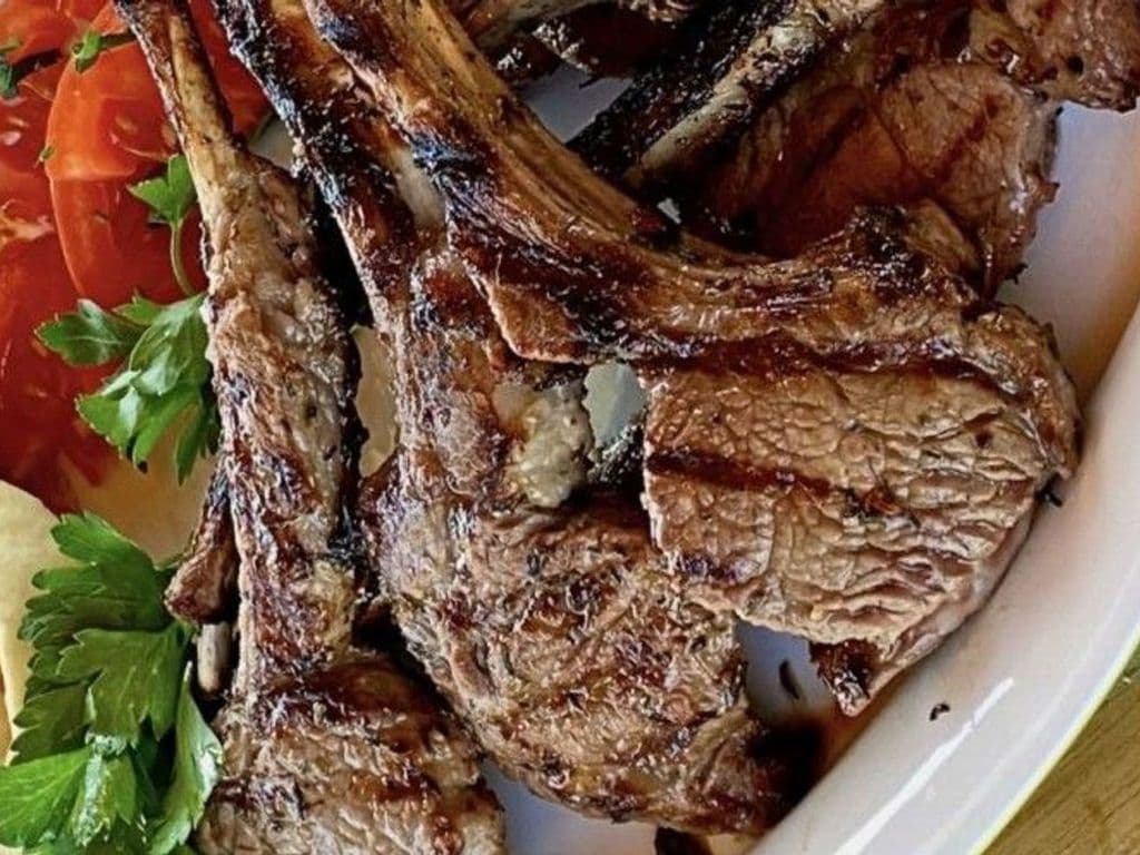 Côtelettes d’Agneau Grillées (3 mcx) / Grilled Lamb Chops (3 pcs)