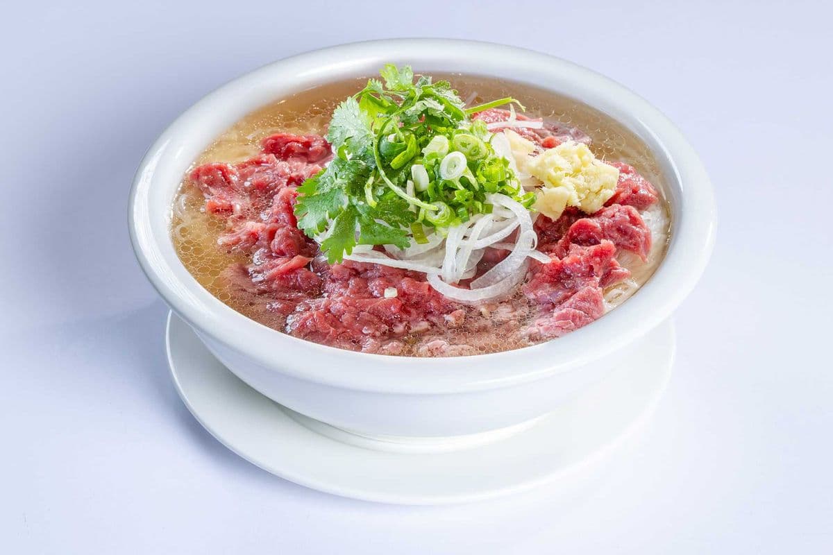 12. Medium Rare Beef Noodle / (Pho Tai)