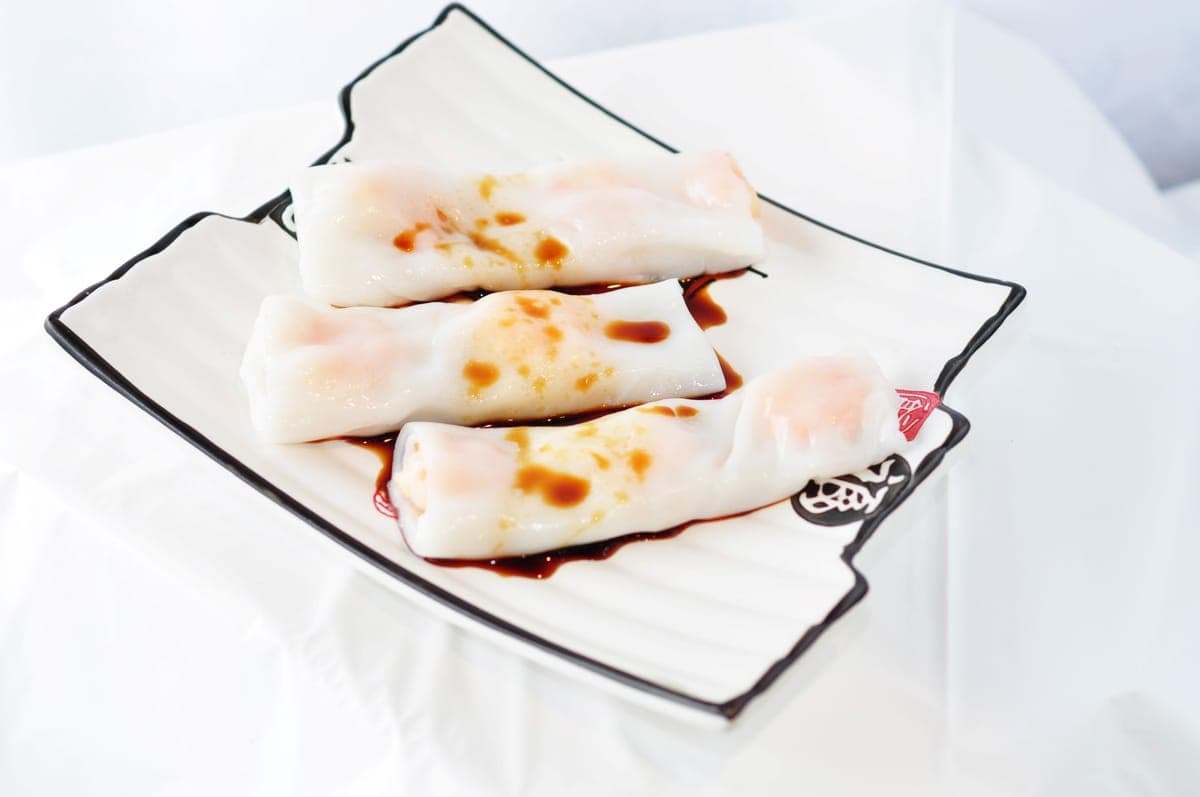 67. Steamed Shrimp Rice Roll
