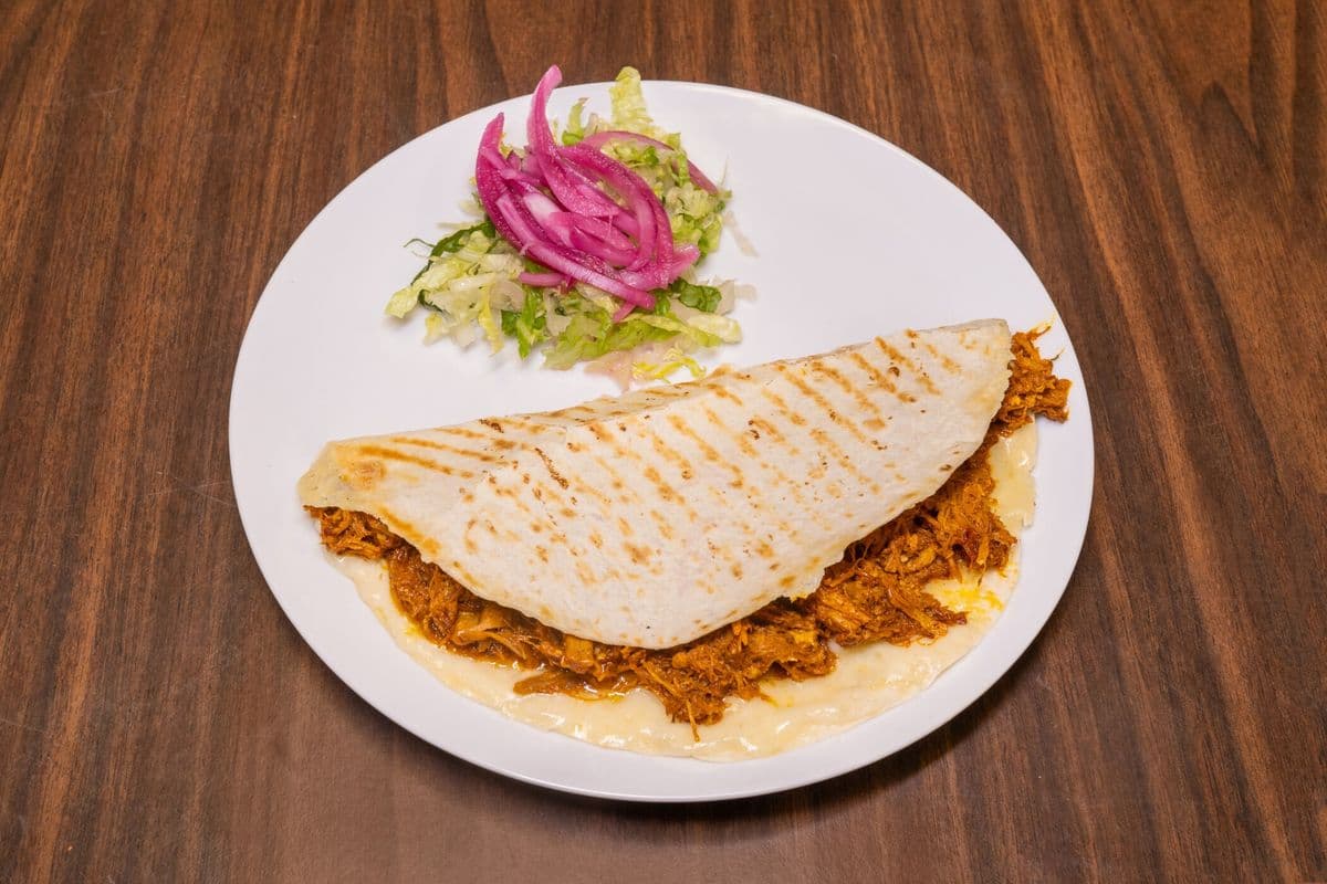 Quesadillas de Cochinita (Yucatan Pulled Pork Quesadilla)