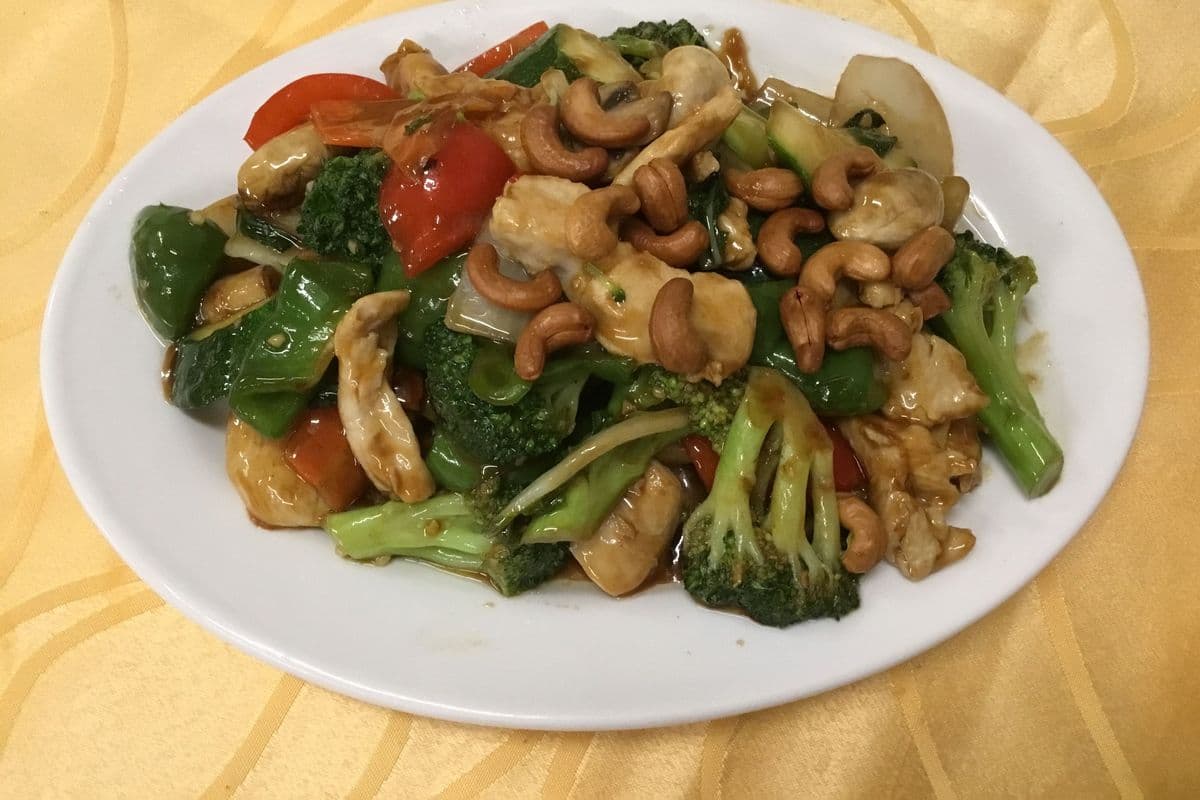 Chicken with Mixed Vegetable and Cashew nut