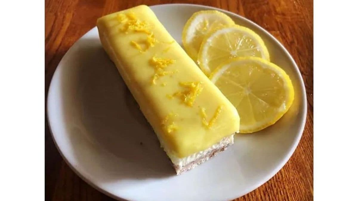 Keto Lemon Cheesecake Bar
