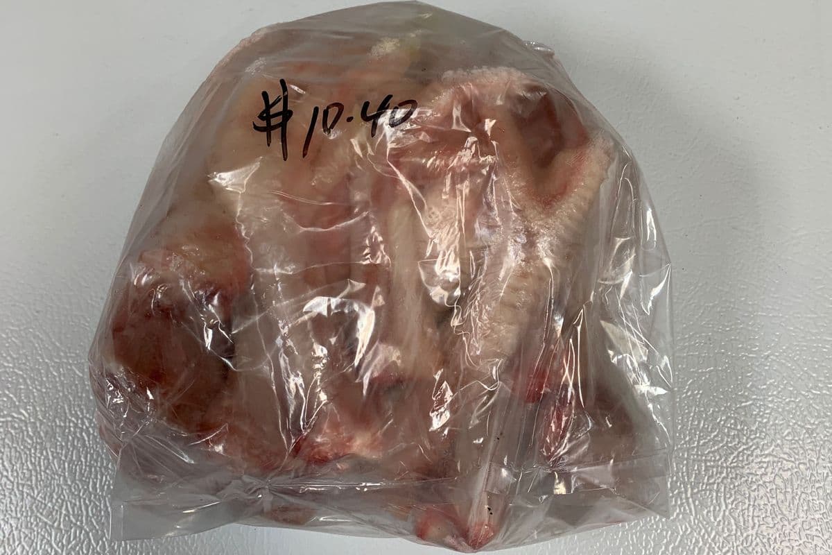 Frozen- chicken feet approx 1K