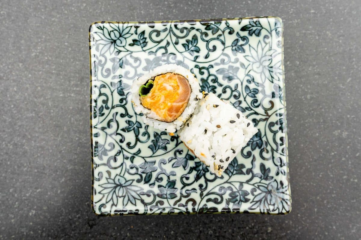 Tempura Sake Maki (6 pcs)