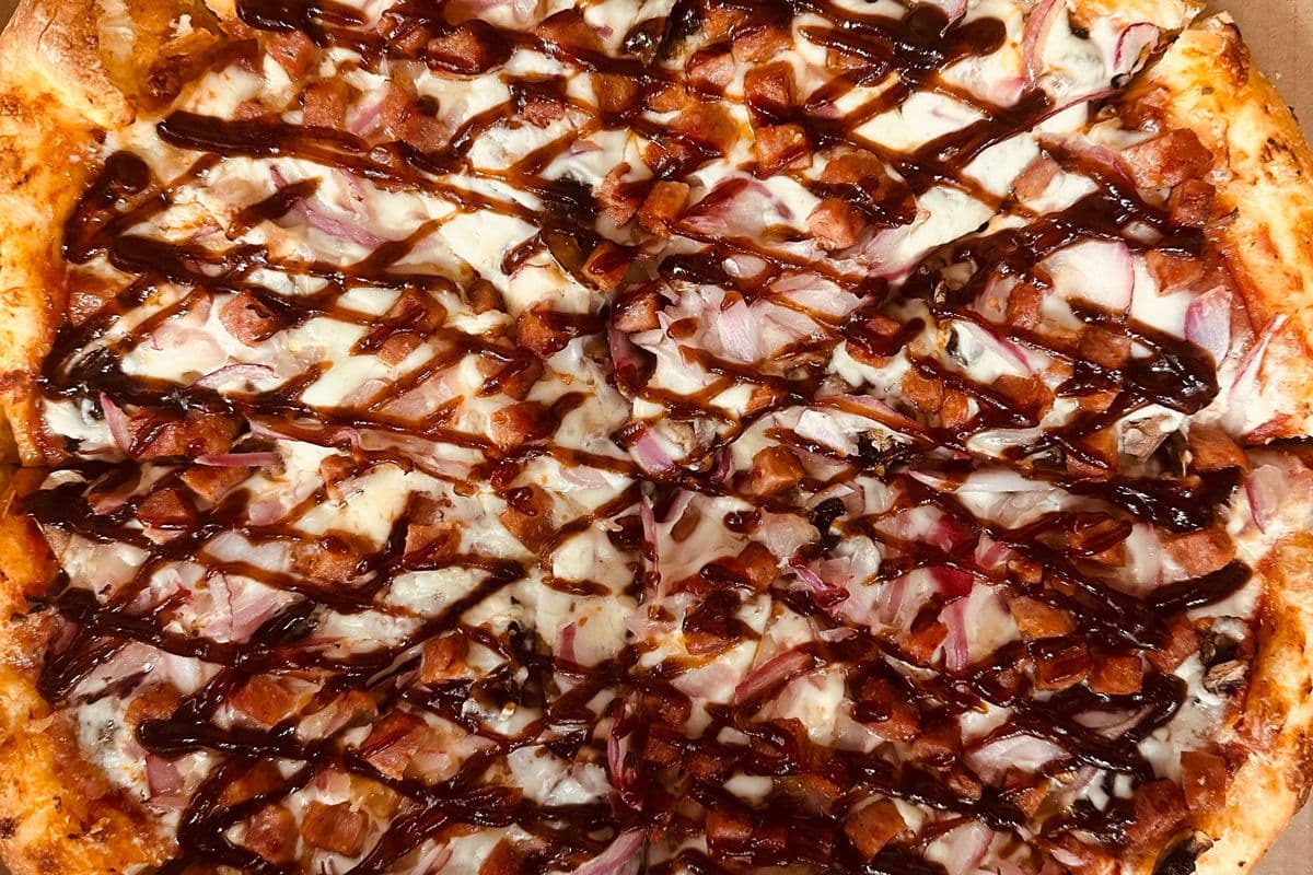 Large The Smok'in Italy Pizza