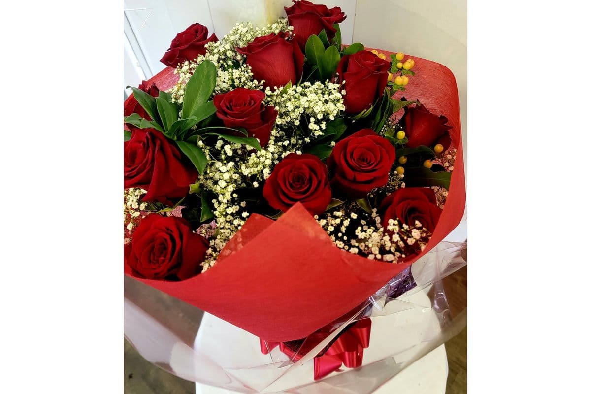 Dozen Long Stems Roses Bouquet (No Vase)