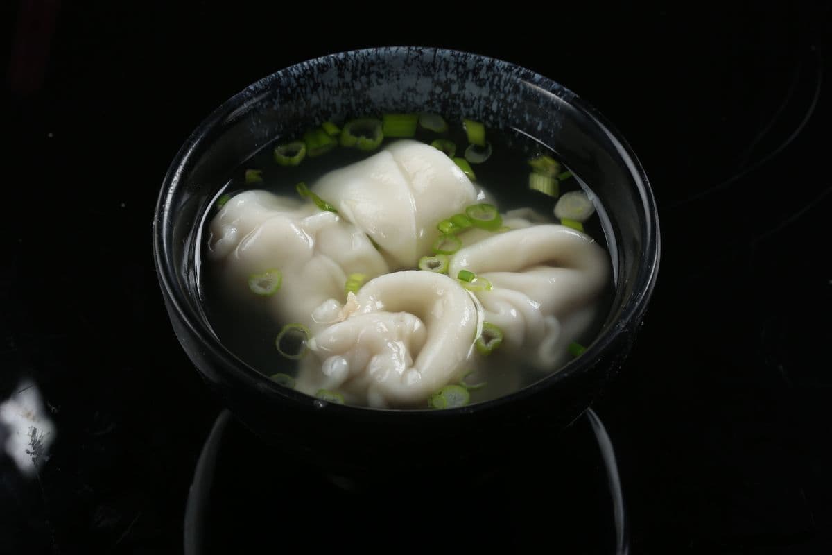 Soupe Wonton (5mcx)/ Wonton Soup(5pcs)