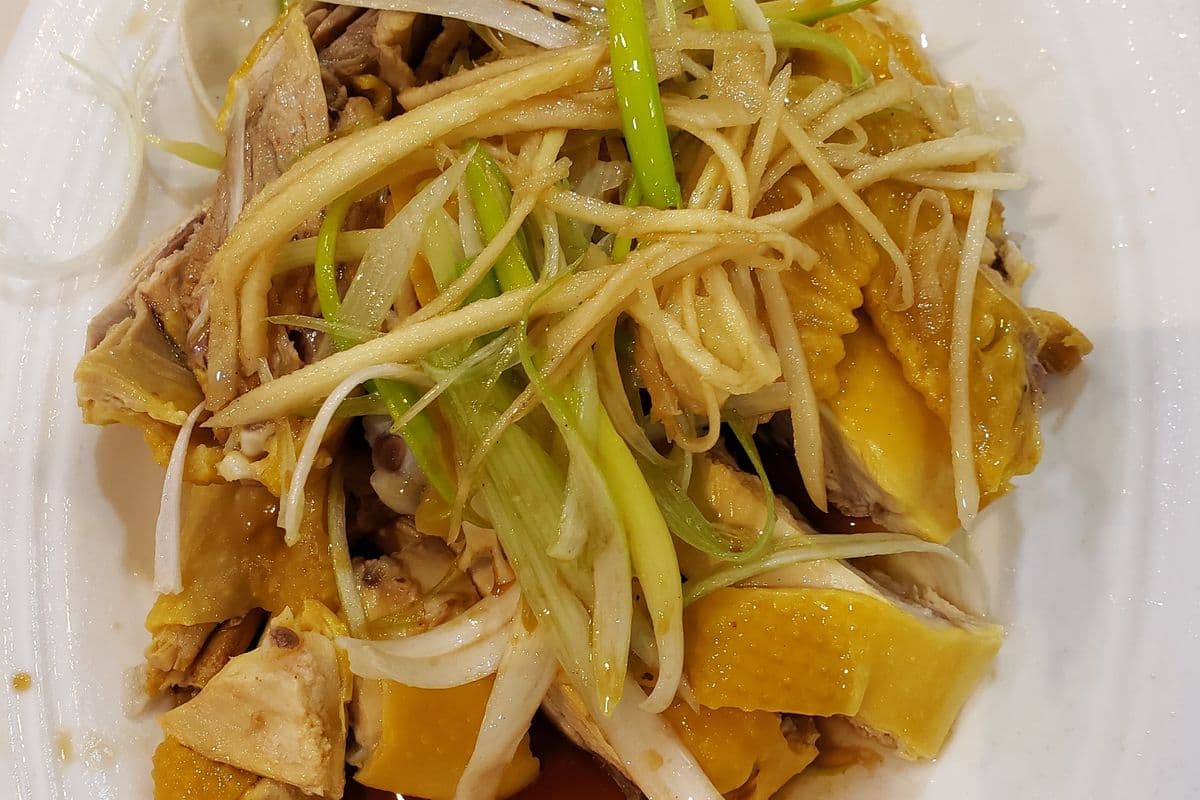 25. Chicken with Ginger and Green Onions 薑葱油淋雞 (半)